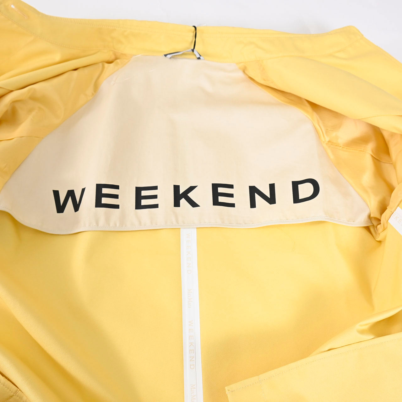 ウィークエンド マックスマーラ WEEKEND MAXMARA コート 50210237600 LEMBI 17 イエロー 2023SS レディース 【ラスト1点 40サイズ】 【再入荷なし 在庫限り】 ギフト プレゼント