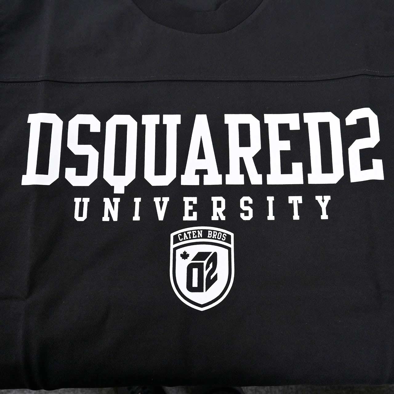 【期間限定SALE】 ディースクエアード DSQUARED2 クルーネック長袖Tシャツ S74GD1218 S24658 Varsity Fit Tee 900 ブラック 2024年春夏新作 2024SS メンズ