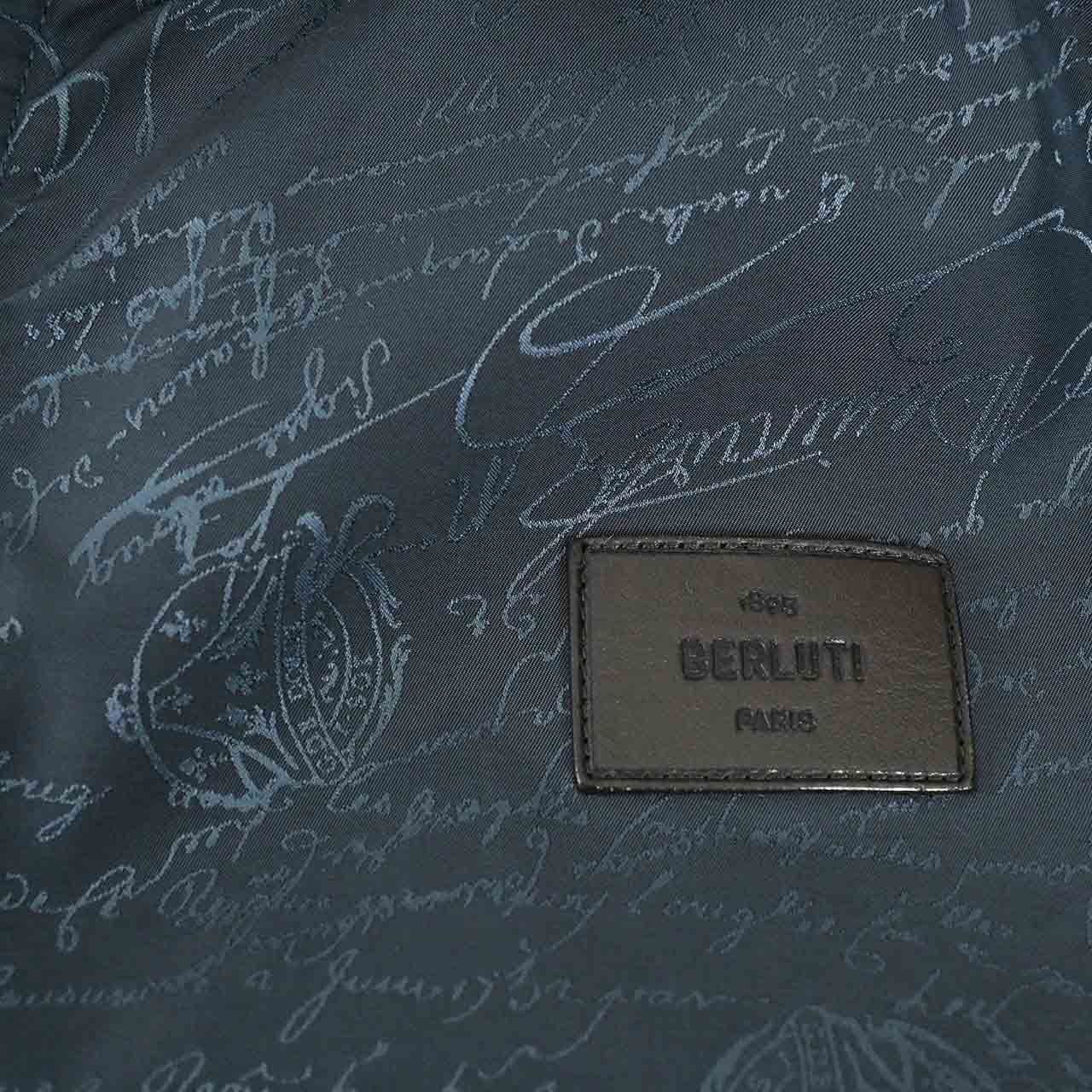 【期間限定SALE】 ベルルッティ BERLUTI フード付きブルゾン OBU100 PAGB OCEANIC JADE R26OBU100 001 22N ネイビー 2024年春夏新作 2024SS メンズ