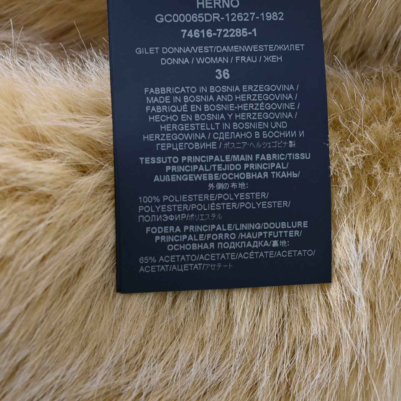 【期間限定SALE】 ヘルノ HERNO ベスト GC00065DR 1982 クリーム 2024AW 2024年秋冬新作 レディース 【ラスト1点 40サイズ】