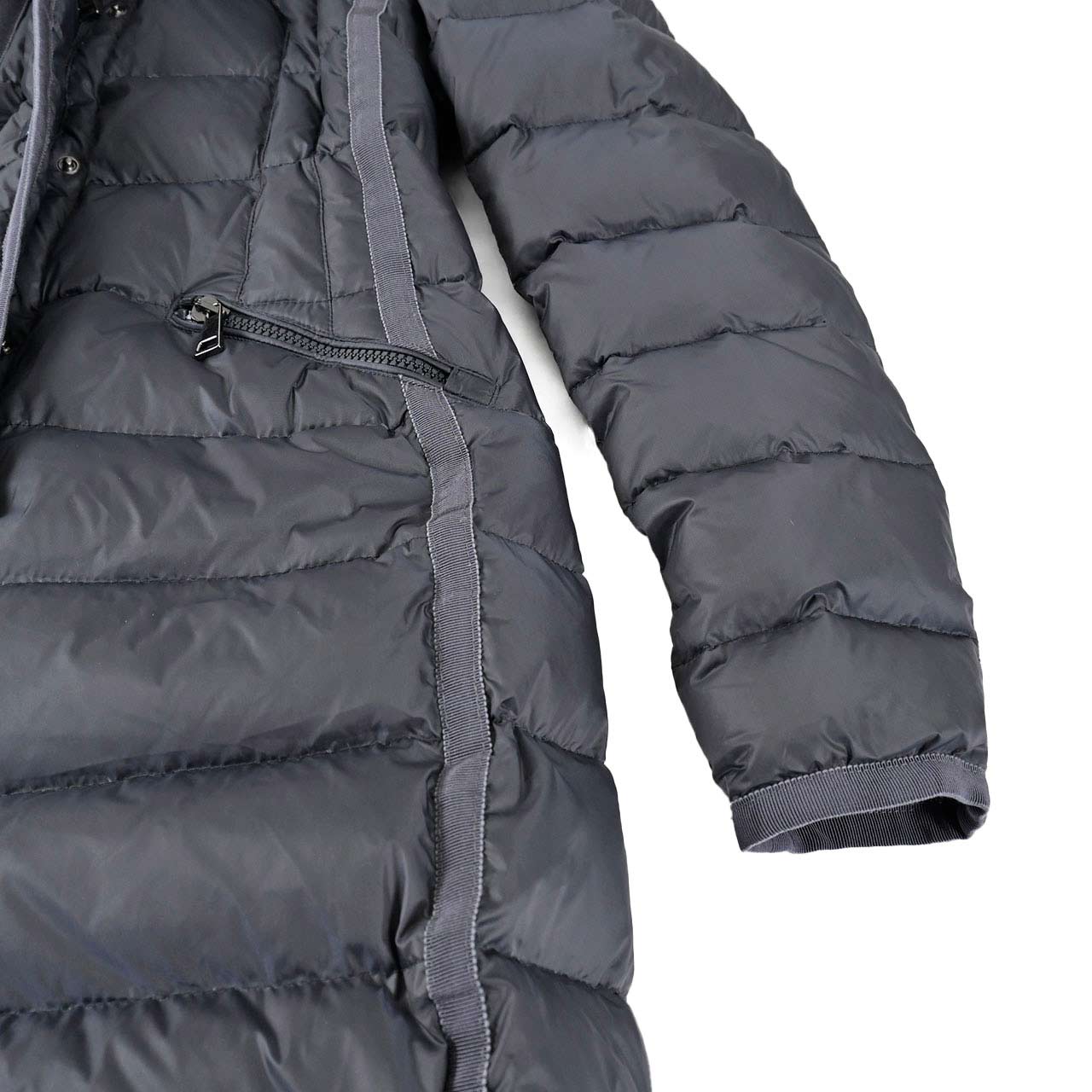 モンクレール MONCLER ダウンコート Hermine 906 グレー レディース 【ラスト1点 0サイズ】