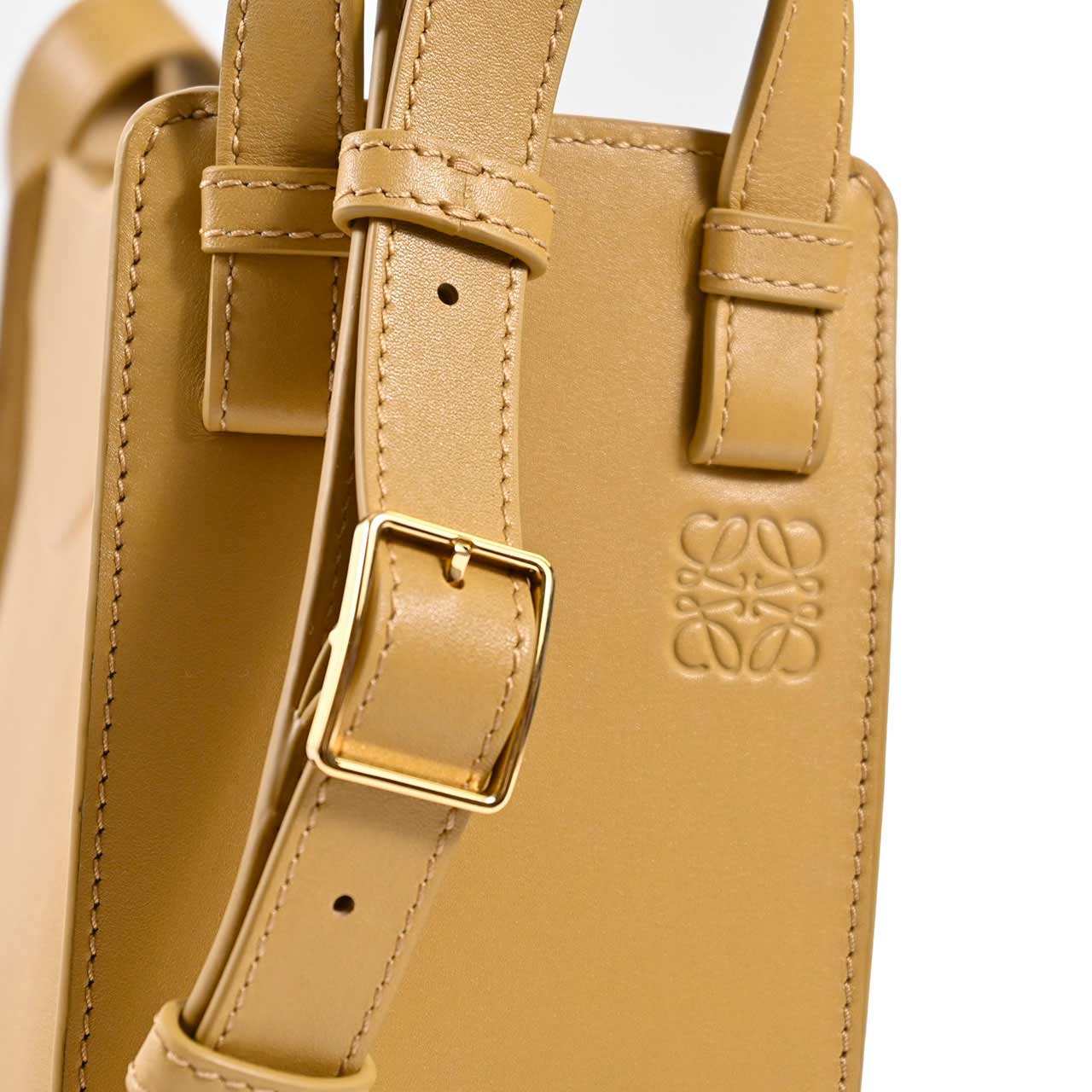 ロエベ LOEWE ショルダーバッグ ハンモック スライス A538HHSX01 6715 ベージュ 2025SS レディース