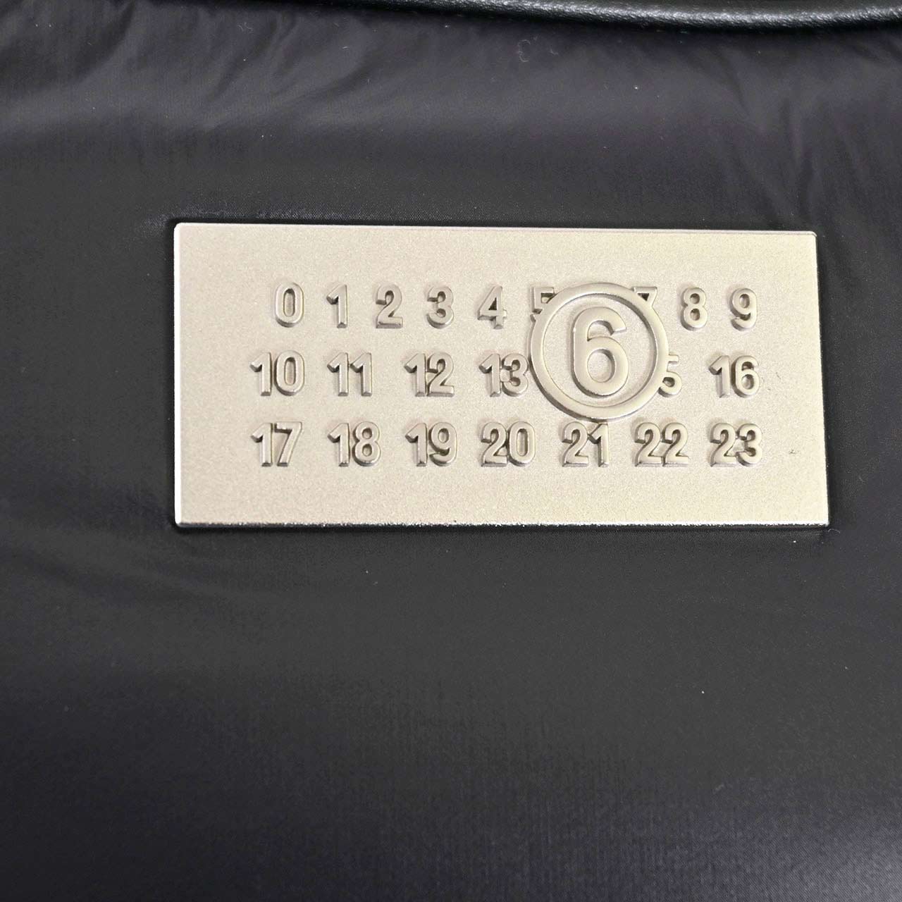 エムエムシックス メゾン マルジェラ MM6 Maison Margiela ショルダーバッグ SB5WG0024 P6993 T8013 ブラック レディース