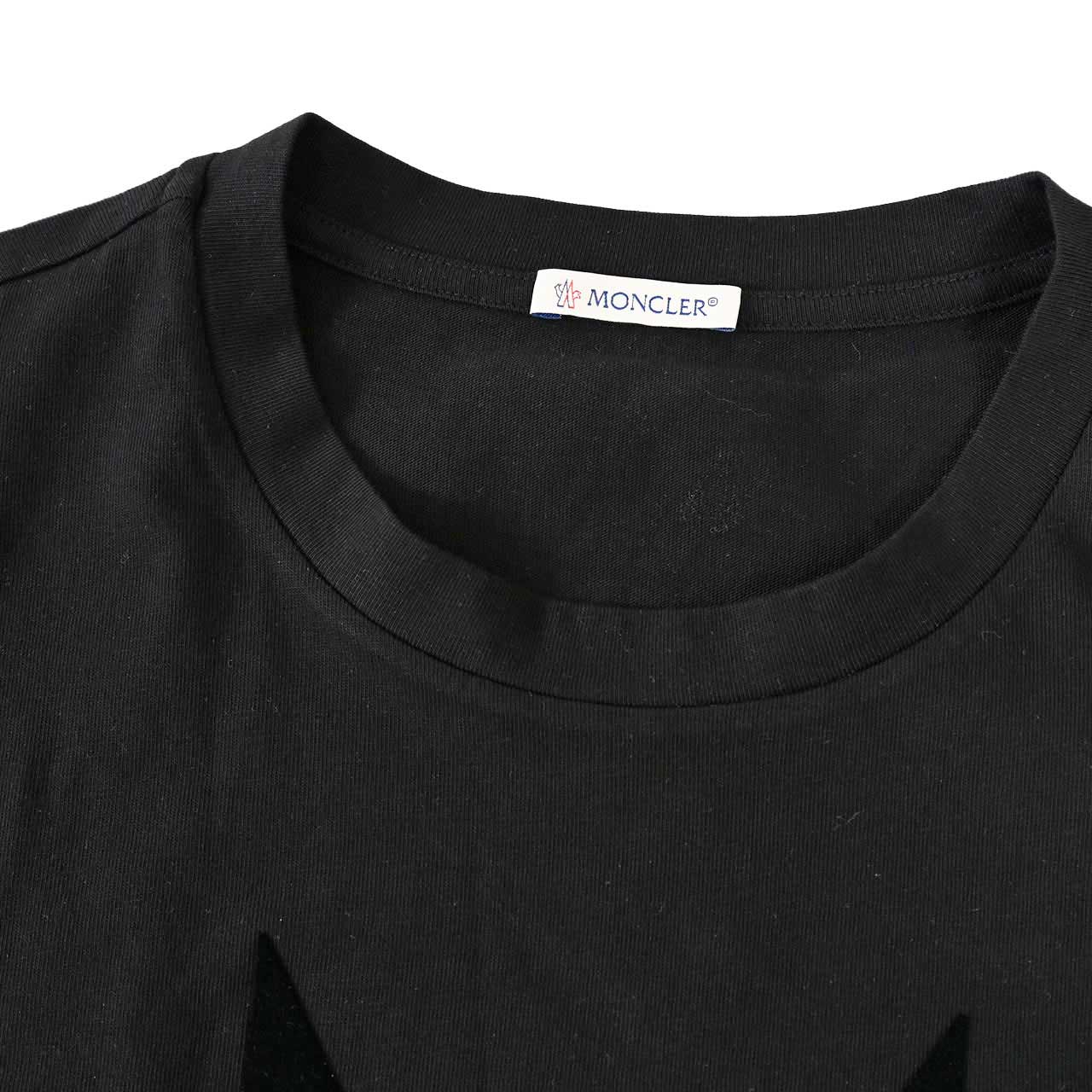 モンクレール MONCLER クルーネック半袖Tシャツ 8C00006 8390T 999 ブラック メンズ 【ラスト1点 XLサイズ】