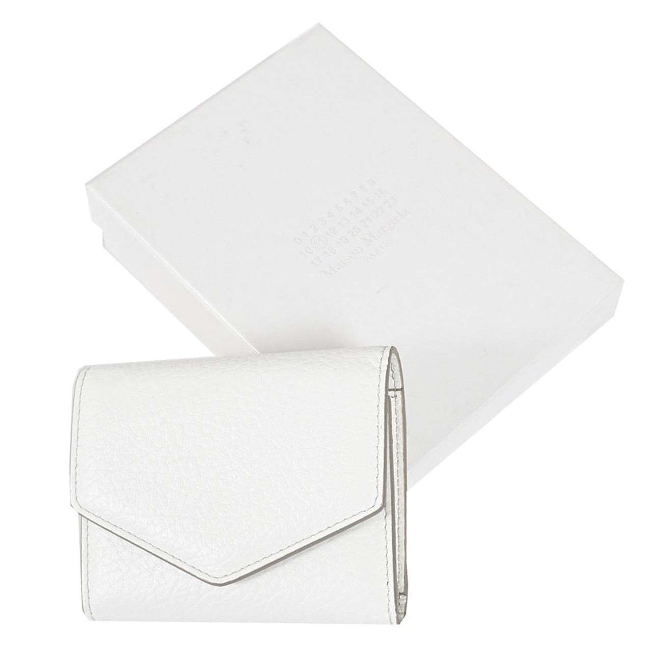 メゾン マルジェラ Maison Margiela 折財布 S56UI0136 P0399 T1003 ホワイト メンズ レディース 【一粒万倍日 11月24日】 一粒万倍日 寅の日 天赦日 春財布