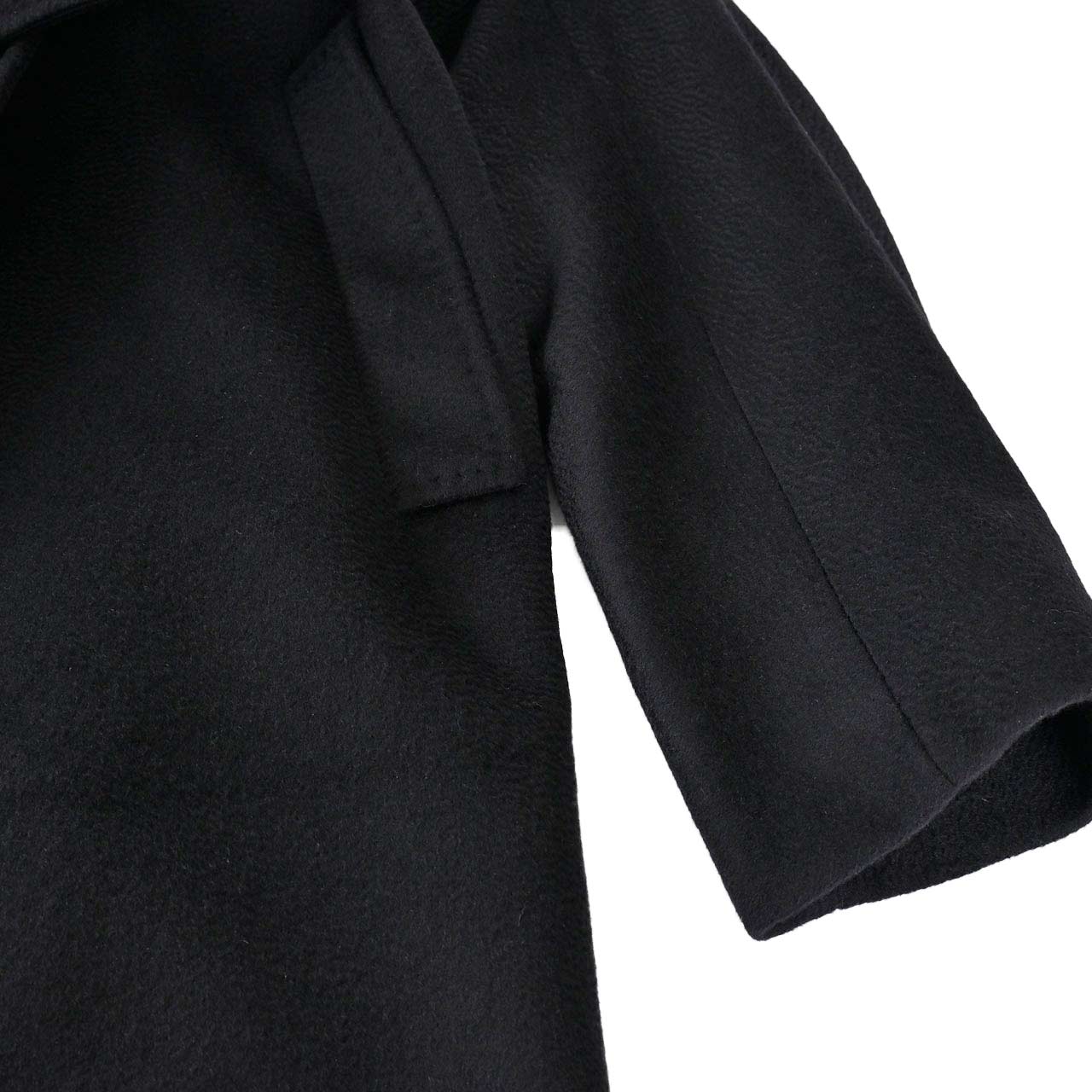 ウィークエンド マックスマーラ WEEKEND MAXMARA コート RESINA 5016102600 013 ブラック 2025AW レディース 【再入荷なし 在庫限り】