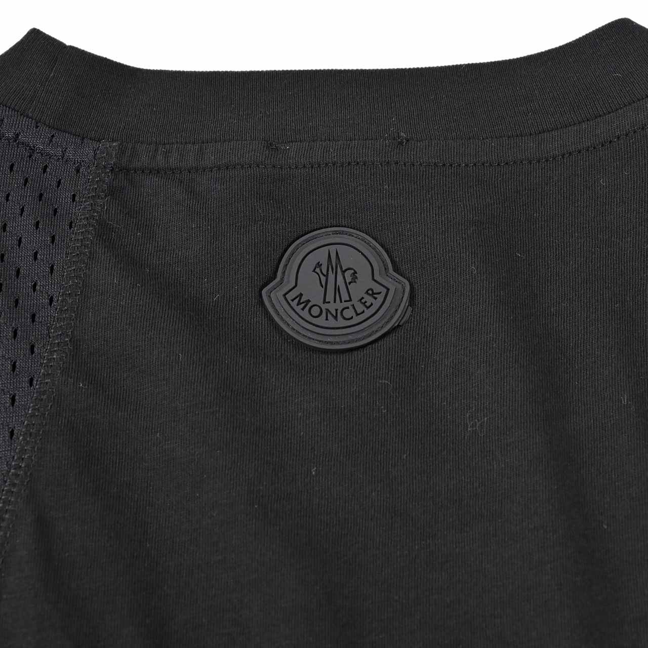 モンクレール MONCLER クルーネック半袖Tシャツ 8C01164 8390Y 999 ブラック メンズ レディース ユニセックス 細め