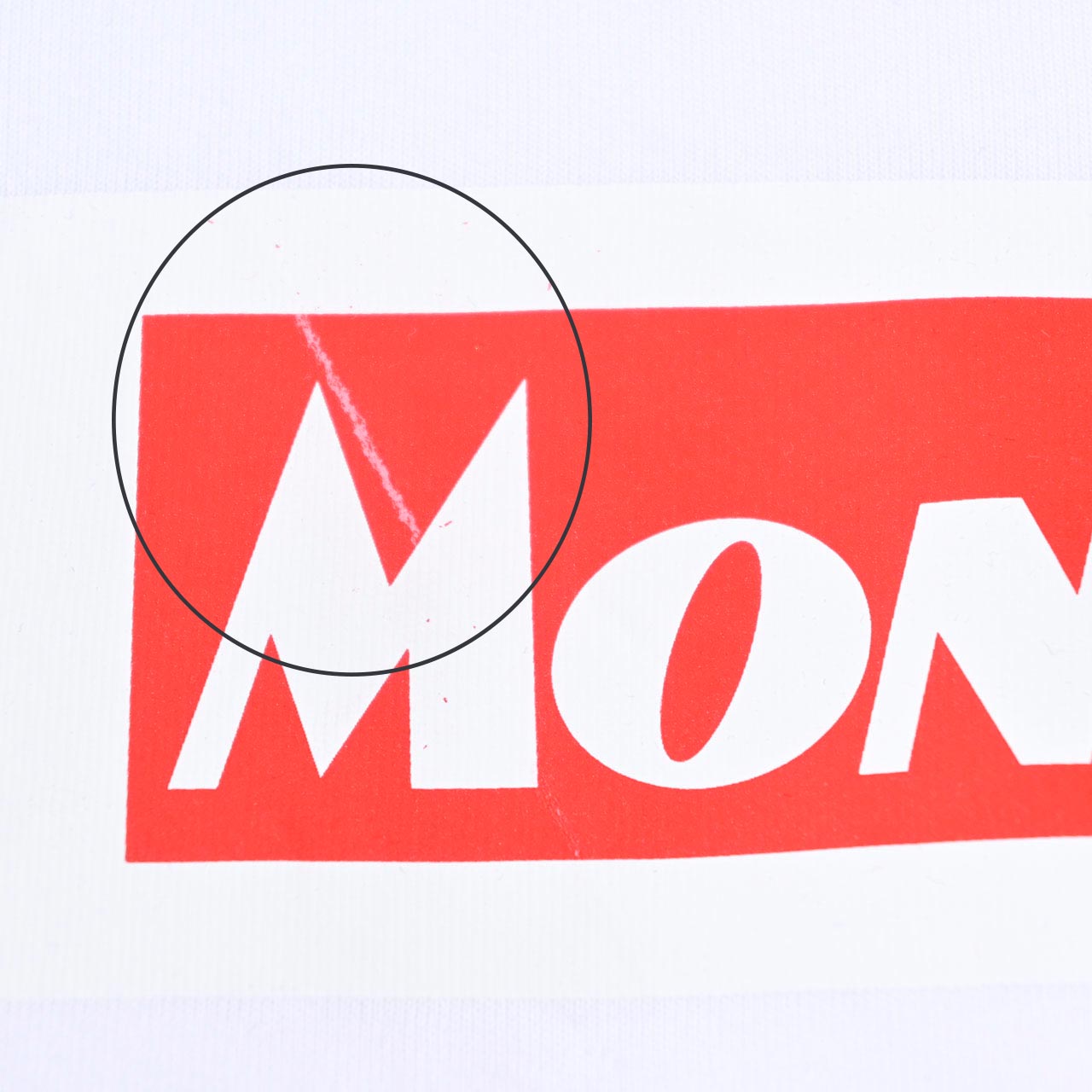 モンクレール MONCLER Tシャツ 8048450 8390T 001 ワケアリ ホワイト メンズ 【ラスト1点】 【ワケアリ ポッキリセール】 ギフト プレゼント