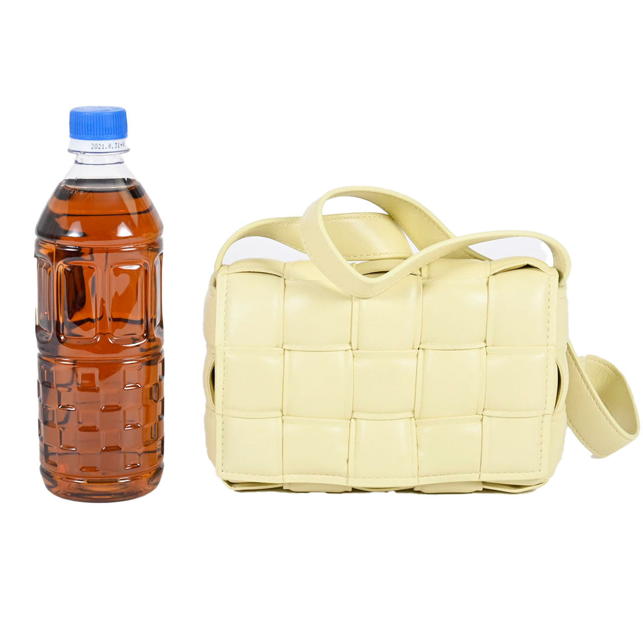 ボッテガ ヴェネタ BOTTEGA VENETA ショルダーバッグ スモール パデッド カセット 717506 VCQR1 7406 ワケアリ イエロー レディース