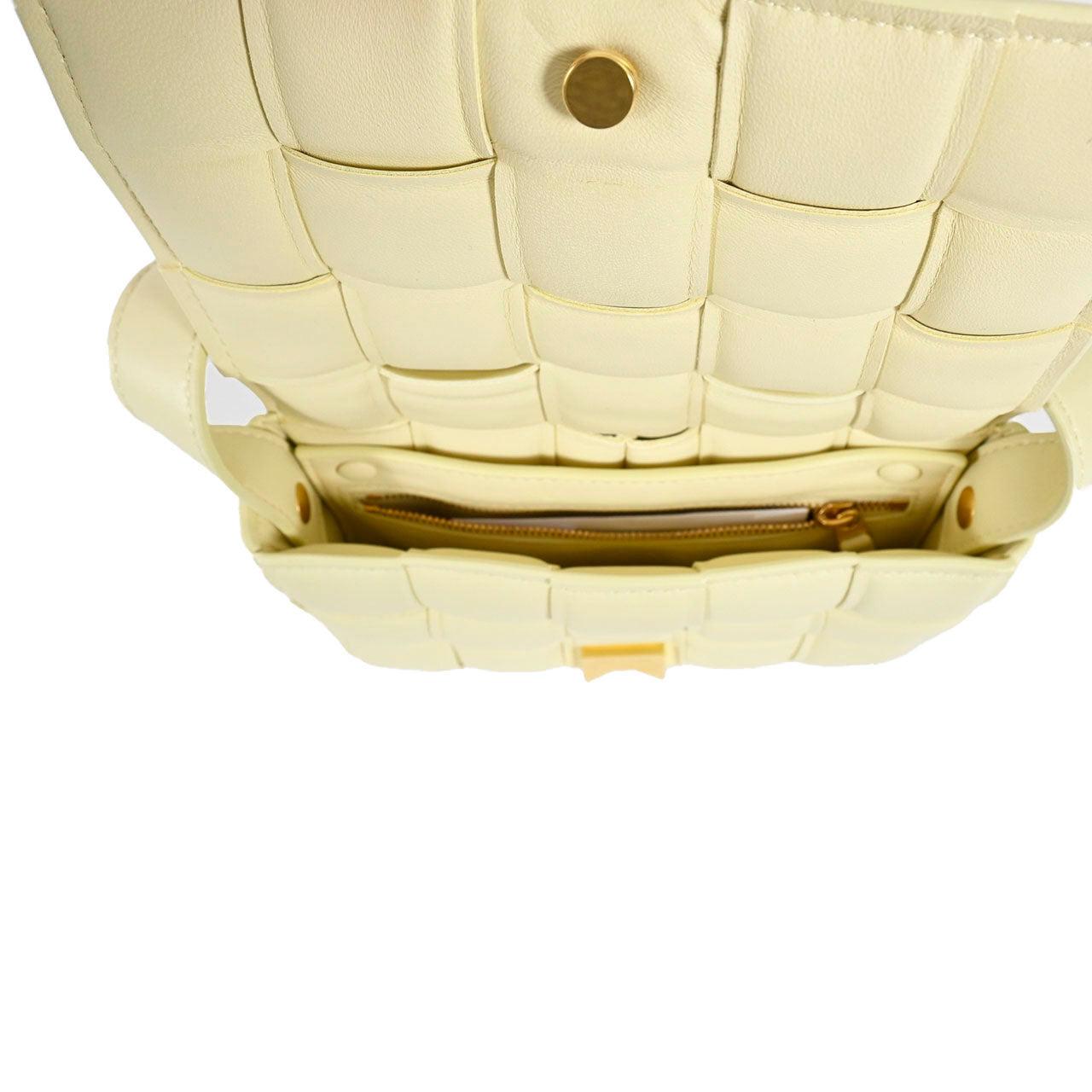 ボッテガ ヴェネタ BOTTEGA VENETA ショルダーバッグ スモール パデッド カセット 717506 VCQR1 7406 ワケアリ イエロー レディース