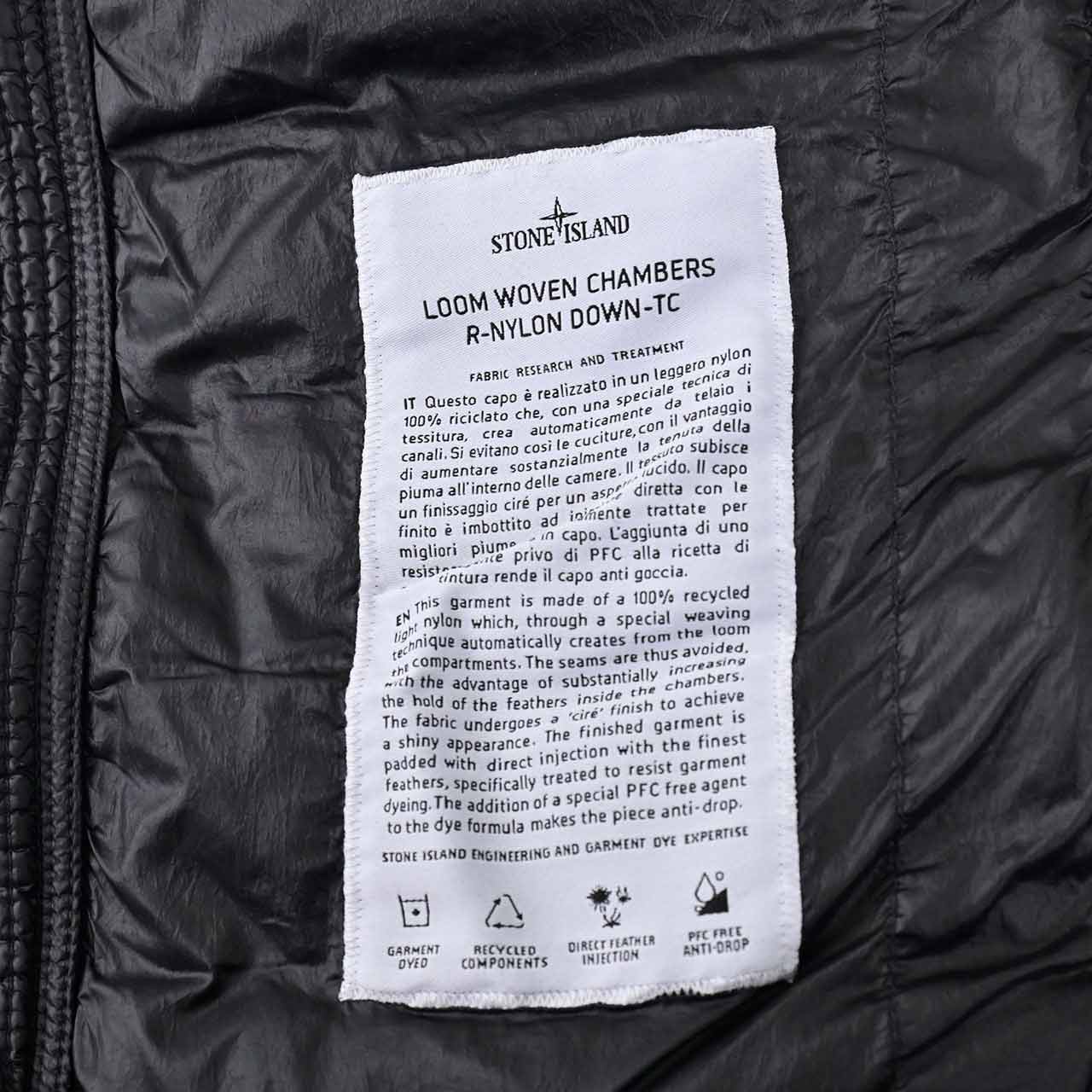 ストーン アイランド STONE ISLAND ダウンベスト 8015G0524 V0029 ブラック メンズ 2024年秋冬新作 2024AW 【ラスト1点 XLサイズ】 ギフト プレゼント