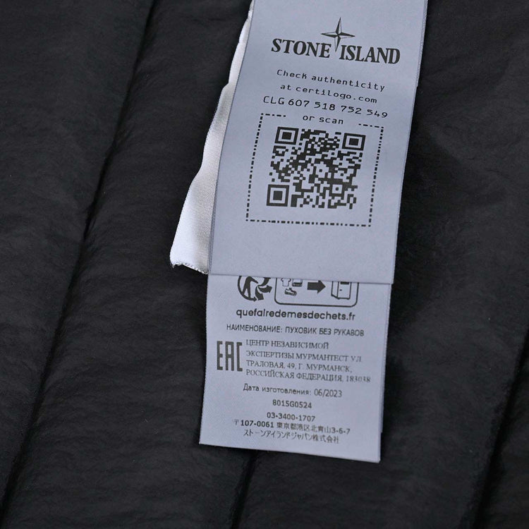 ストーン アイランド STONE ISLAND ダウンベスト 8015G0524 V0029 ブラック メンズ プレゼント ギフト