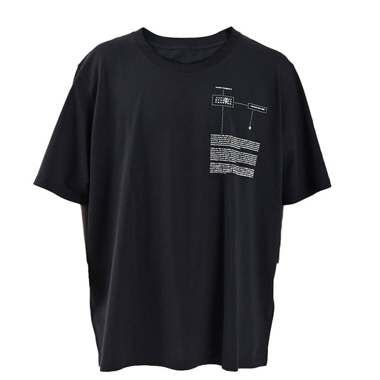 エムエムシックス メゾン マルジェラ MM6 Maison Margiela Tシャツ S24312 SH0GC0030 900 ブラック 2024AW メンズ 【ラスト1点 XLサイズ】