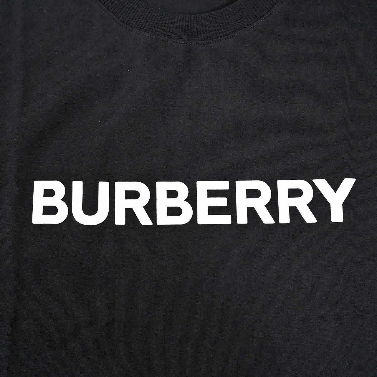 バーバリー BURBERRY Tシャツ 8084233 A1189 ブラック 年秋冬 メンズ