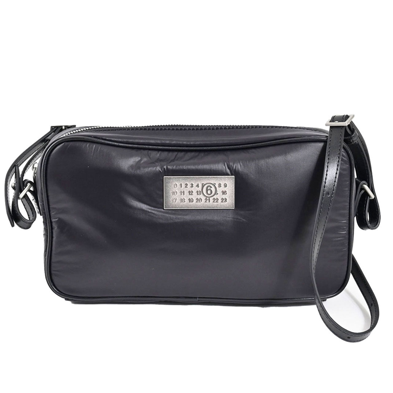 エムエムシックス メゾン マルジェラ MM6 Maison Margiela ショルダーバッグ SB5WG0024 P6993 T8013 ブラック  レディース