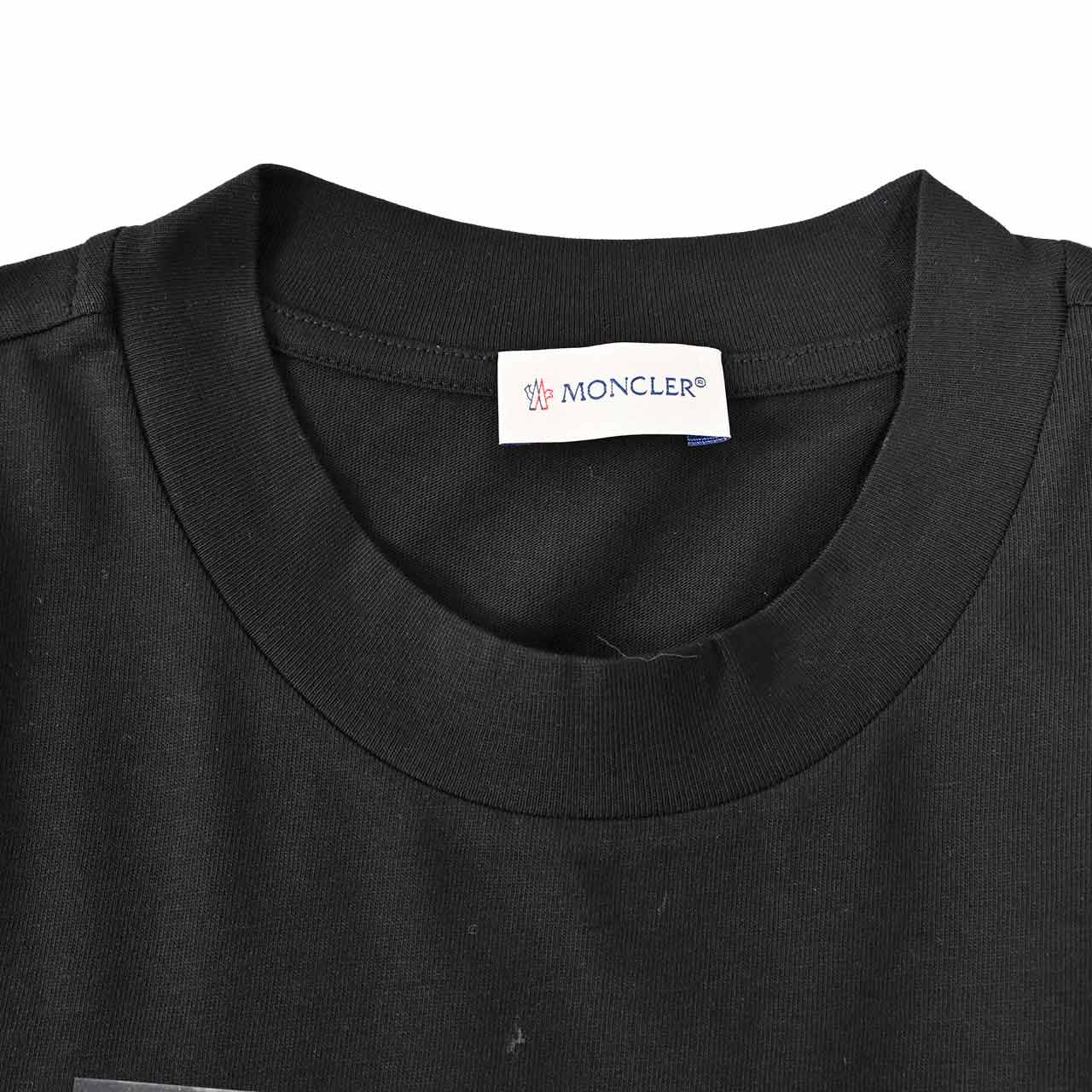 モンクレール MONCLER クルーネック半袖Ｔシャツ 8C00170 829H8 999 ブラック メンズ 【ラスト1点 Mサイズ】