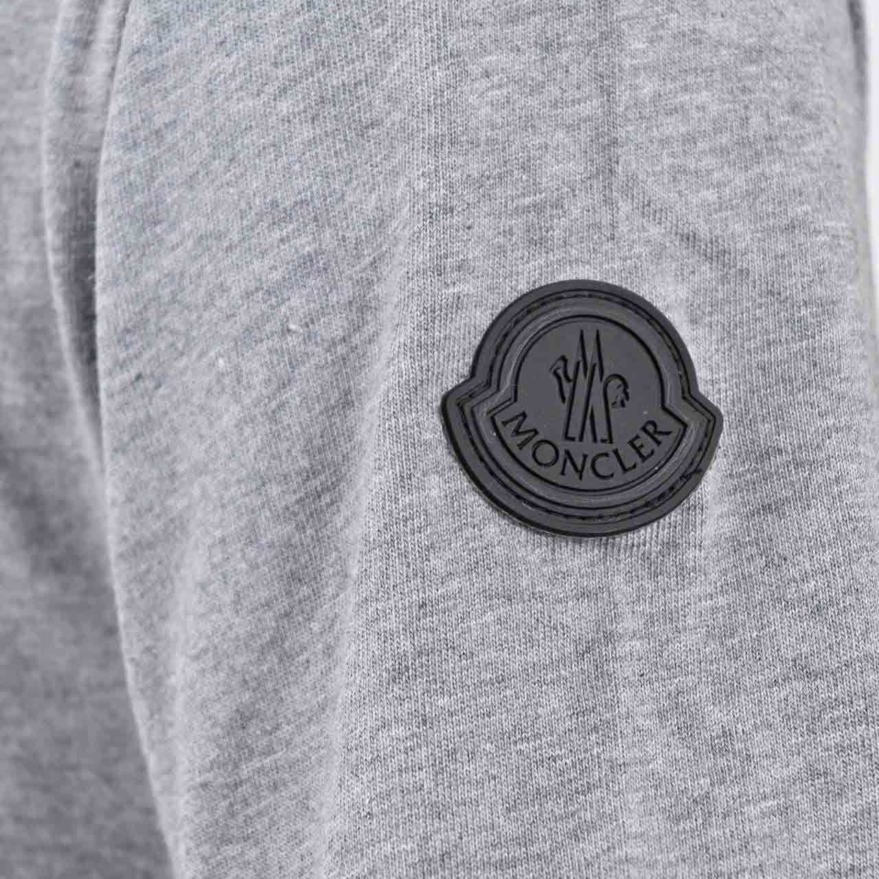 モンクレール MONCLER クルーネック半袖Ｔシャツ 8C00140 829H8 984 グレー メンズ 【ラスト1点 Mサイズ】