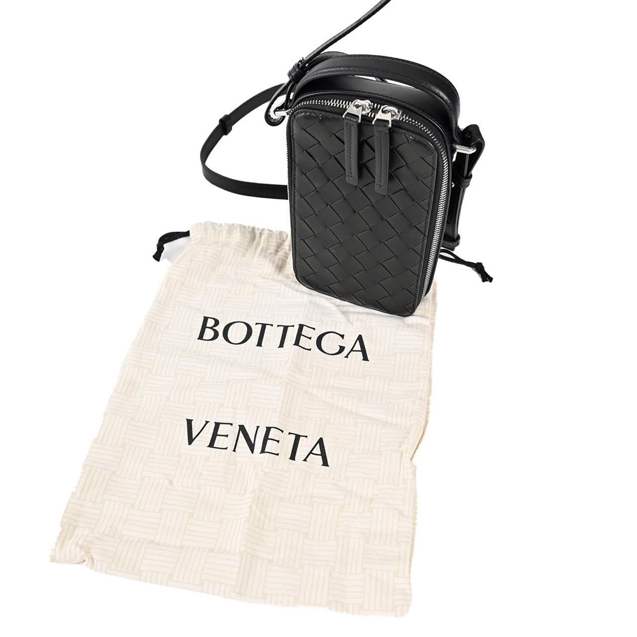 ボッテガ ヴェネタ BOTTEGA VENETA ショルダーバッグ 826829 V2HL0 8803 ブラック メンズ