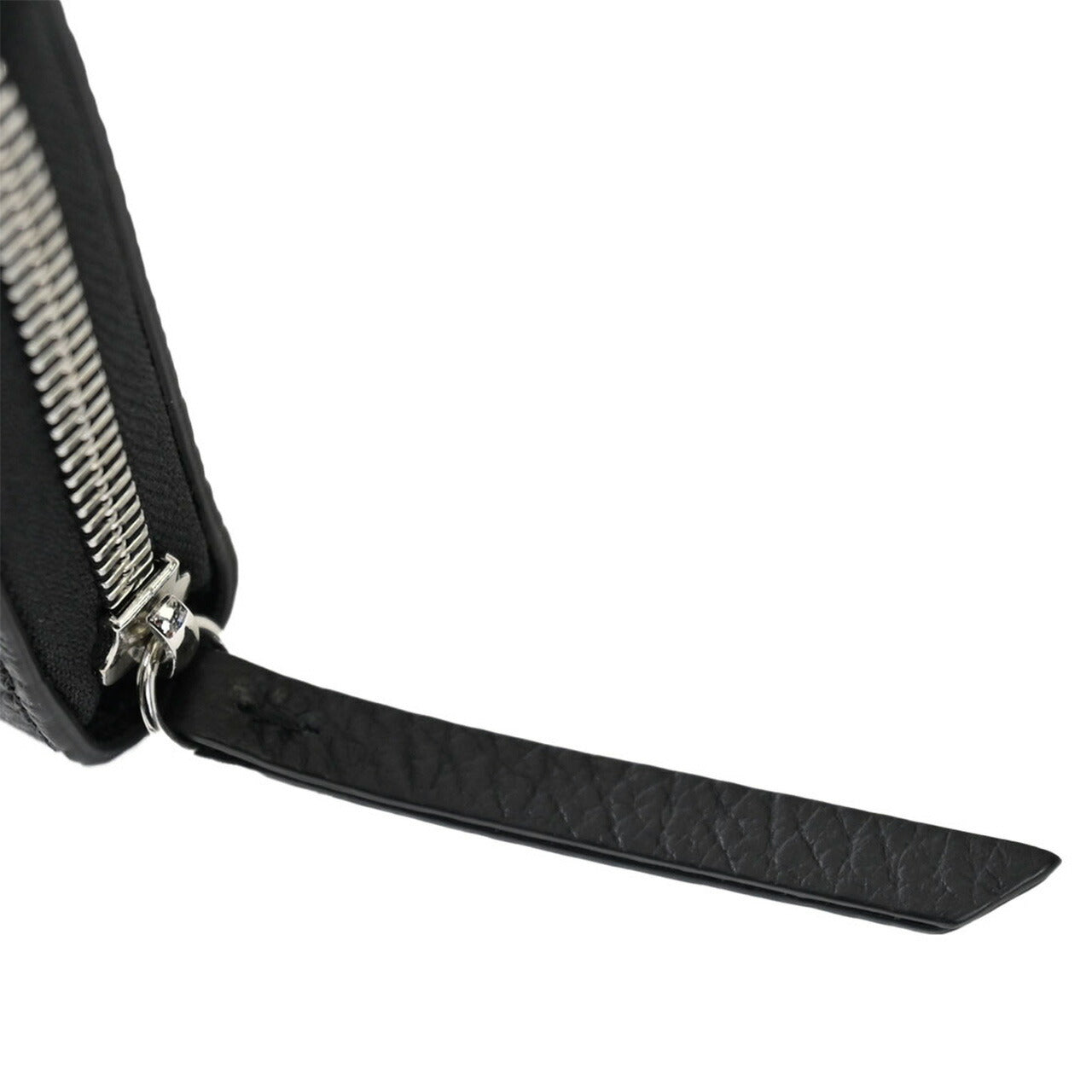 メゾン マルジェラ Maison Margiela ラウンドファスナー長財布 S56UI0110 P4455 T8013 ブラック レディース