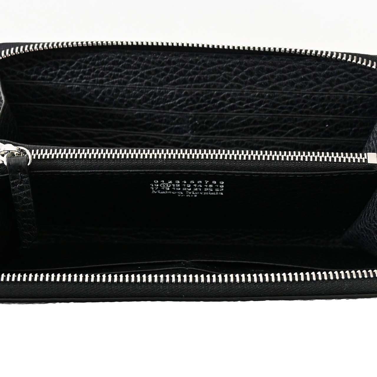 メゾン マルジェラ Maison Margiela ラウンドファスナー長財布 S56UI0110 P4455 T8013 ブラック レディース